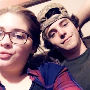 Meet your Posher, Barrett